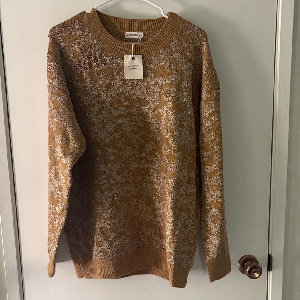 Patterned Crew Neck Sweater in Tan